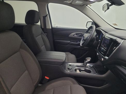 Used 2021 Chevrolet Traverse LS FWD image 21