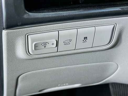 Used 2025 Hyundai Tucson SEL image 17