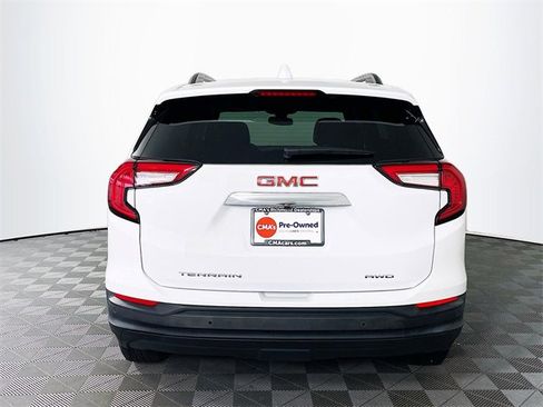 Certified 2023 GMC Terrain SLE w/ Driver Convenience Package image 7