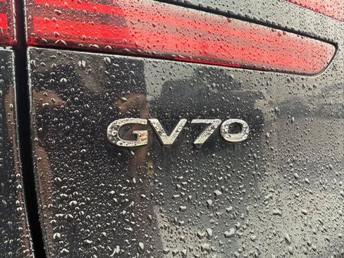 Used 2025 Genesis GV70 2.5T AWD/4WD image 16
