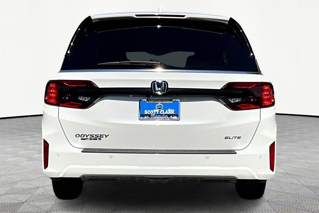 New 2027 Honda Odyssey Elite image 4