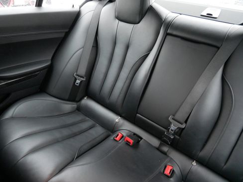 Used 2017 BMW 640i Gran Coupe xDrive image 12