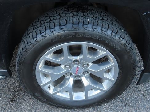 Used 2020 GMC Yukon XL SLT image 12