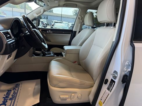 Used 2021 Lexus GX 460 Premium AWD/4WD image 12