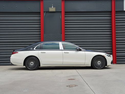 Used 2023 Mercedes-Benz Maybach S 580 4MATIC image 10