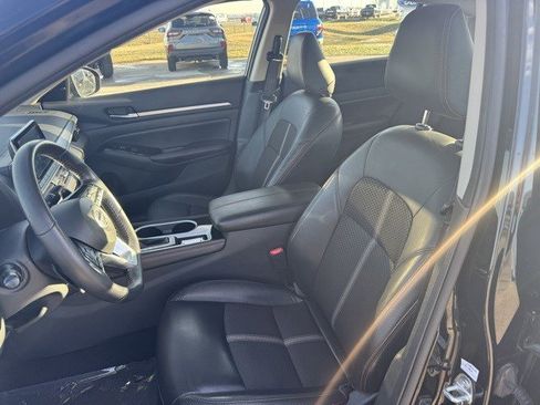Used 2024 Nissan Altima 2.5 SR image 12