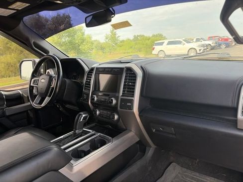 Used 2018 Ford F150 Platinum w/ Equipment Group 701A Luxury AWD/4WD image 8