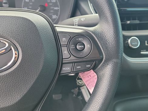 Used 2023 Toyota Corolla LE image 23