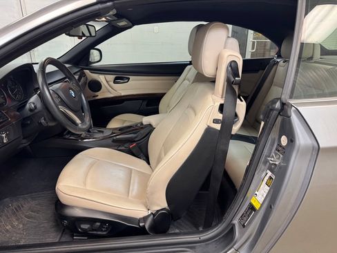 Used 2011 BMW 328i Convertible RWD image 12