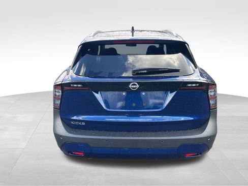 New 2026 Nissan Kicks SV image 7