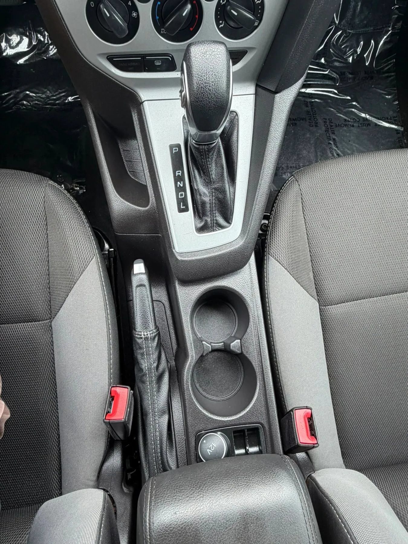Used 2014 Ford Focus SE FWD image 26