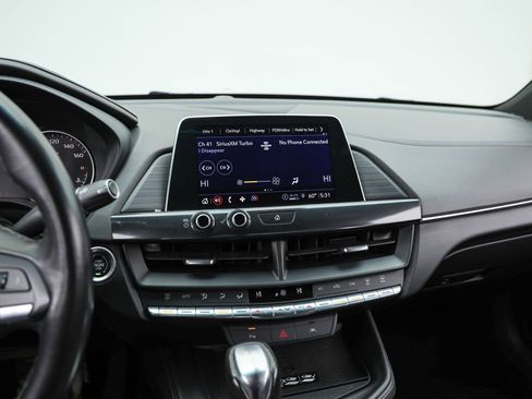 Used 2023 Cadillac CT4 Luxury RWD image 9