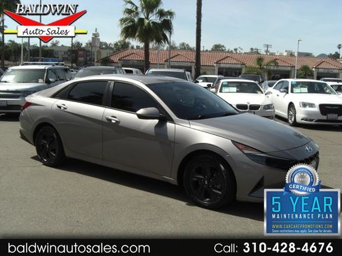 Used 2021 Hyundai Elantra SEL image 1