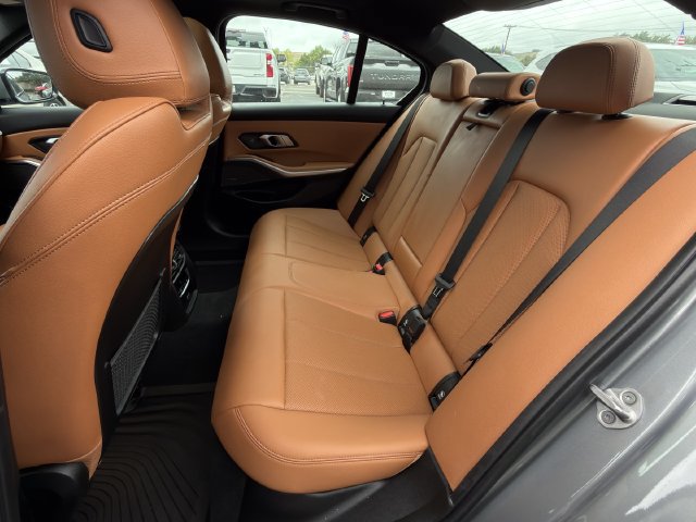Used 2023 BMW 330e xDrive AWD/4WD image 30