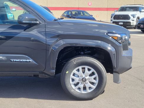 New 2026 Toyota Tacoma SR5 AWD/4WD image 6