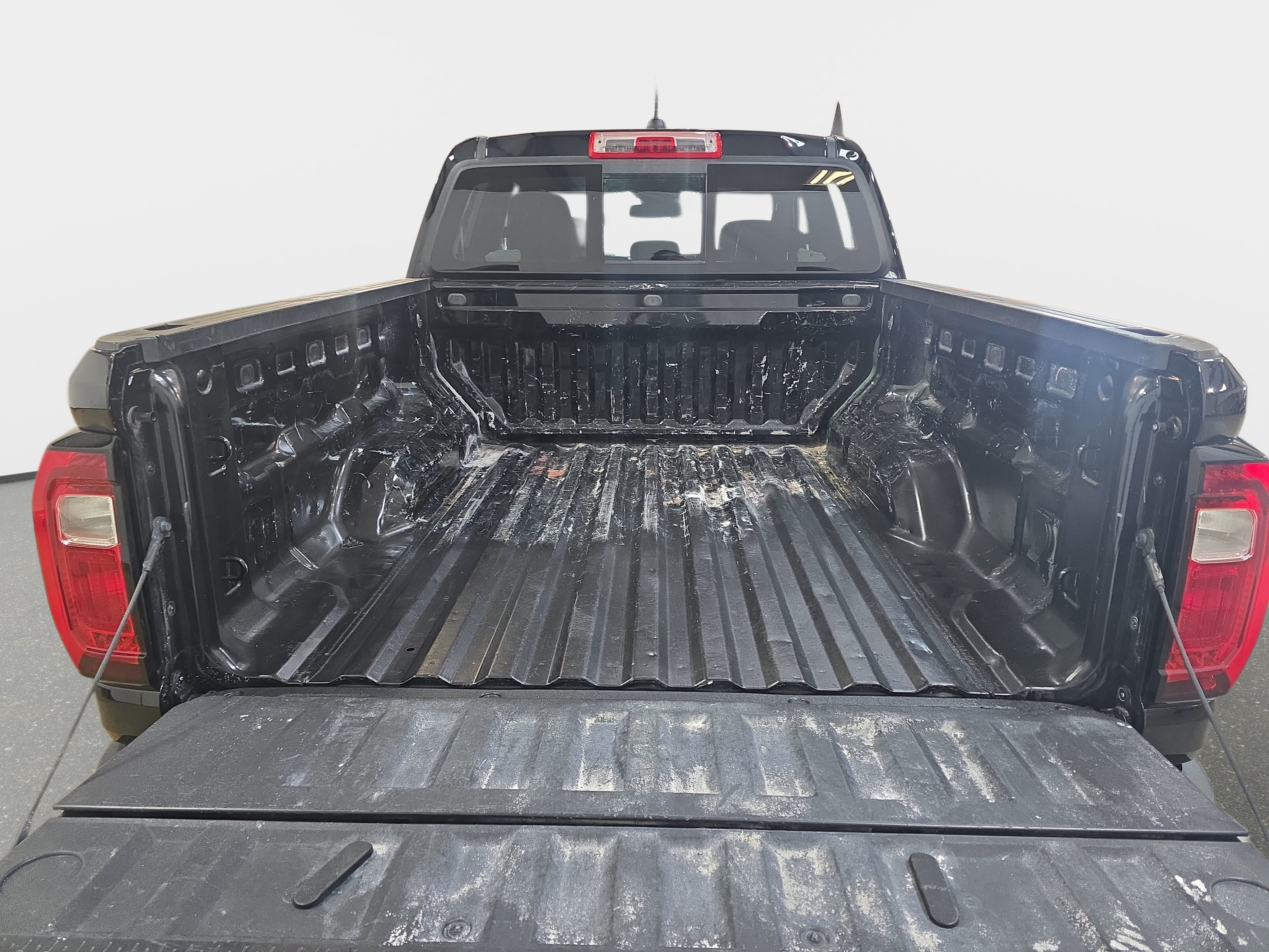 Used 2024 GMC Canyon Elevation w/ Convenience Package RWD image 27