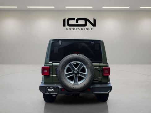 Used 2023 Jeep Wrangler Unlimited Sahara w/ LED Lighting Group AWD/4WD image 4