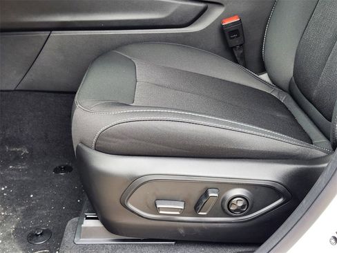 New 2025 Jeep Grand Cherokee Laredo w/ MOPAR Finishing Package image 17