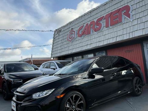 Used 2018 Honda Civic Sport image 18