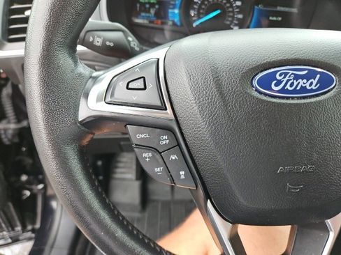 Certified 2022 Ford Edge SEL w/ Sport Appearance Package image 27