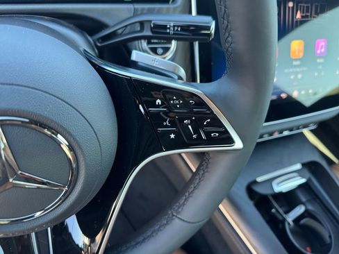New 2026 Mercedes-Benz E 350 4MATIC Sedan image 20