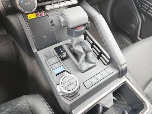 New 2026 Toyota 4Runner TRD Off-Road Premium AWD/4WD image 19