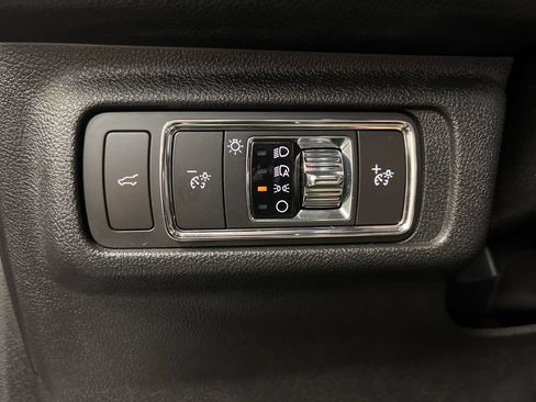 Used 2022 Lincoln Corsair AWD w/ Equipment Group 101A image 25