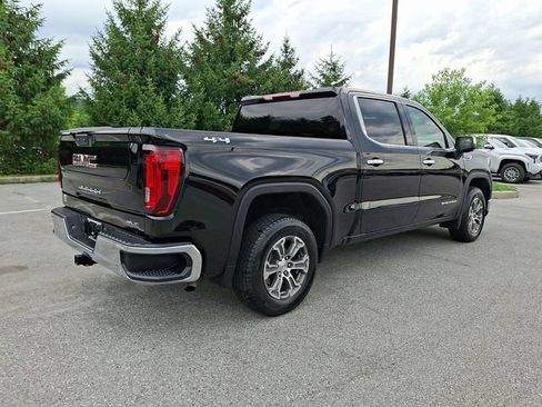 Used 2025 GMC Sierra 1500 SLT AWD/4WD image 6