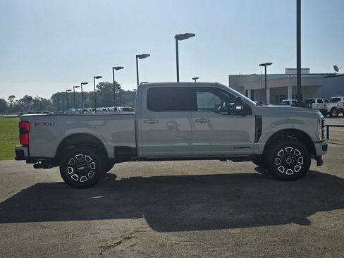 New 2026 Ford F250 Platinum AWD/4WD image 8