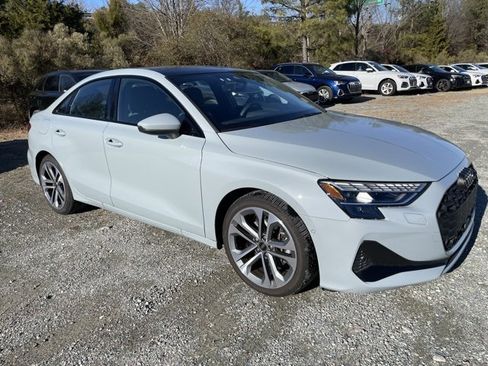 Used 2025 Audi A3 2.0T Premium Plus w/ Premium Plus Package image 3