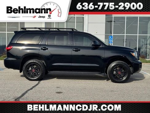 Used 2020 Toyota Sequoia TRD Pro image 1