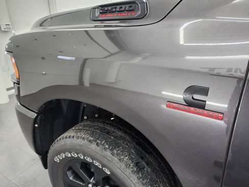 Used 2024 RAM 2500 Big Horn w/ Night Edition image 32