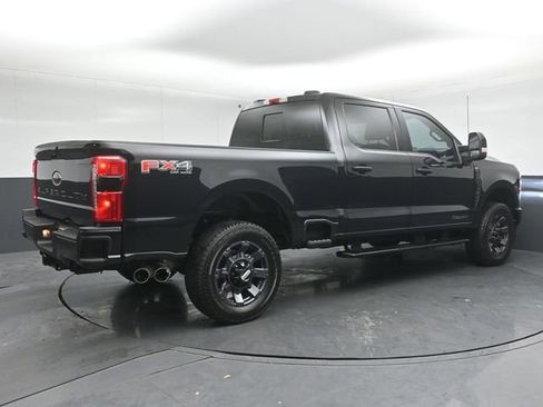 Used 2024 Ford F250 Lariat w/ Sport Appearance Package AWD/4WD image 7