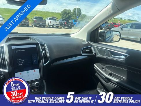 Used 2024 Ford Edge Titanium AWD/4WD image 16
