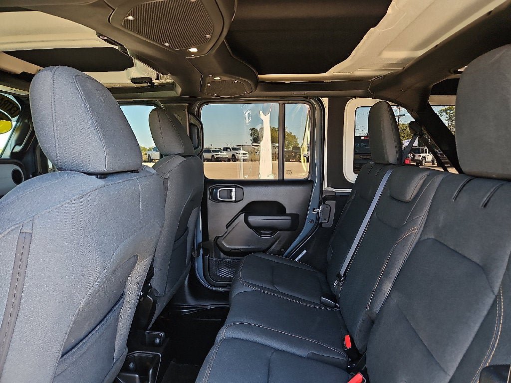 Used 2026 Jeep Wrangler Unlimited Sport AWD/4WD image 18