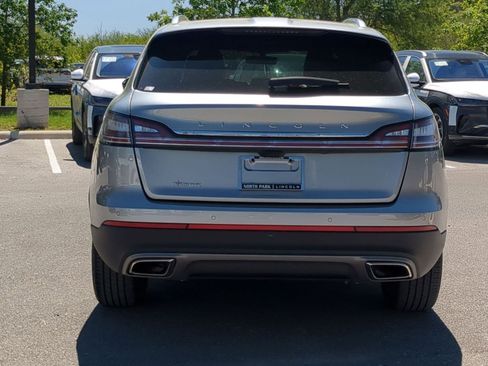 Used 2023 Lincoln Nautilus Reserve image 4