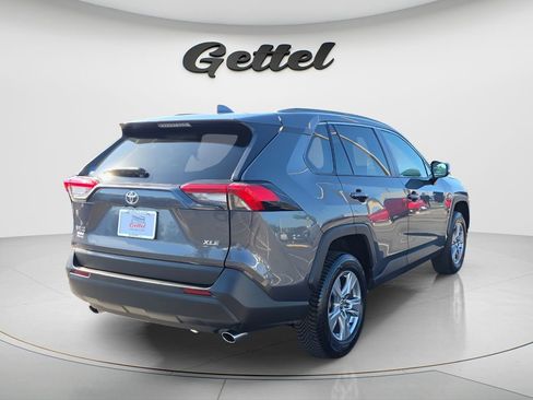 Used 2024 Toyota RAV4 XLE FWD image 5