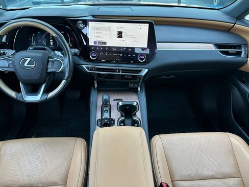 Used 2024 Lexus RX 350 Premium Plus w/ Convenience Package image 17