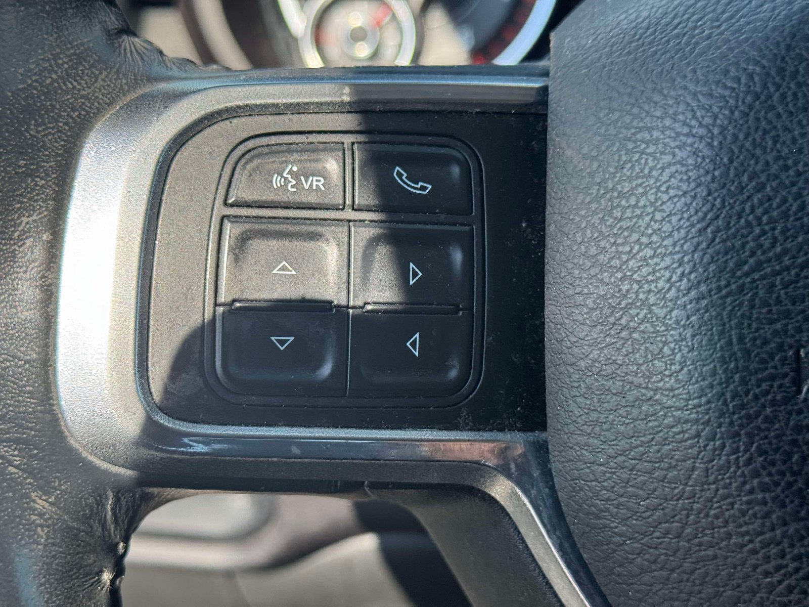 Used 2022 RAM 3500 Laramie w/ Chrome Appearance Group AWD/4WD image 20