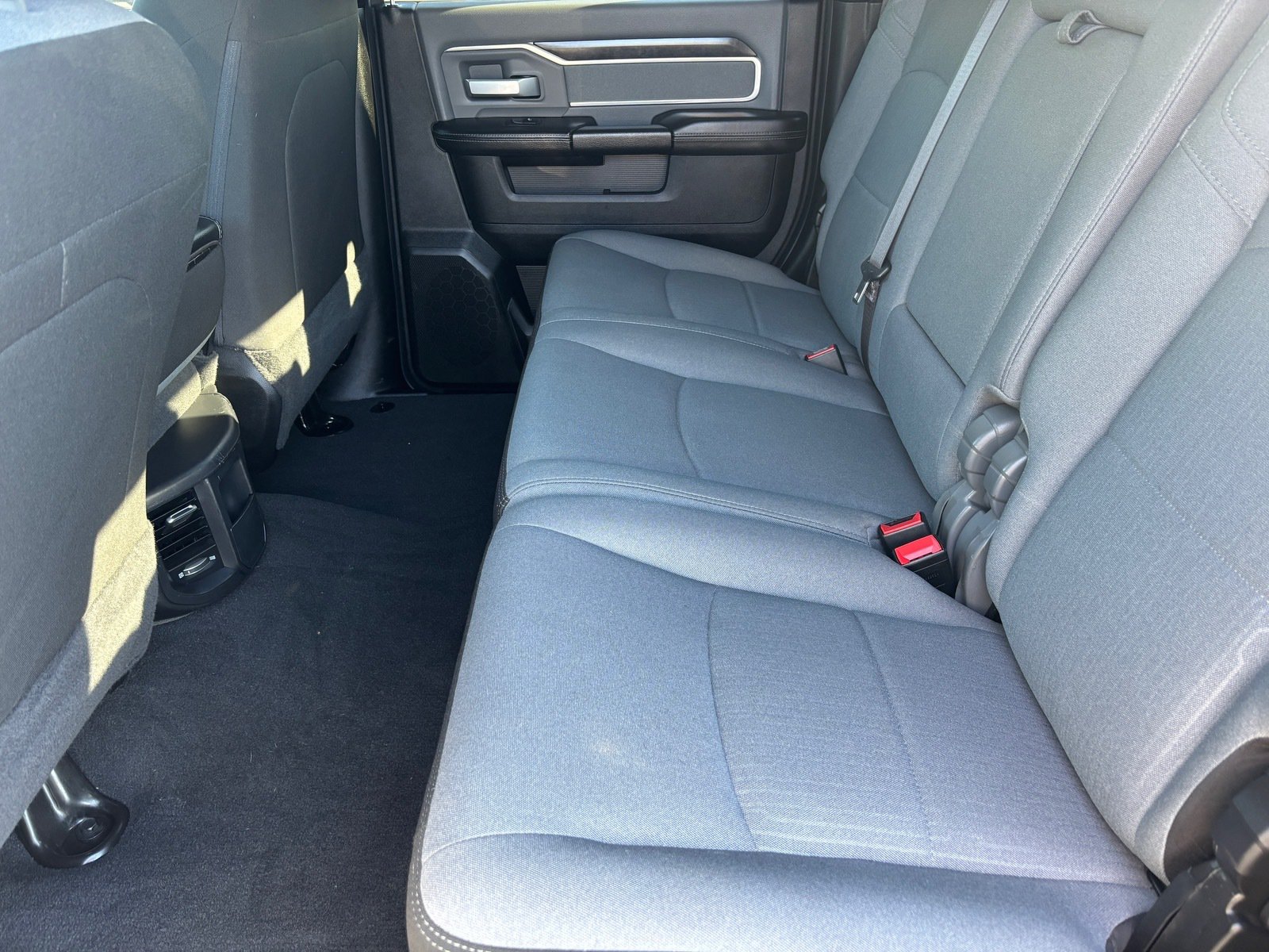 Used 2022 RAM 2500 Big Horn w/ Cold Weather Group AWD/4WD image 28