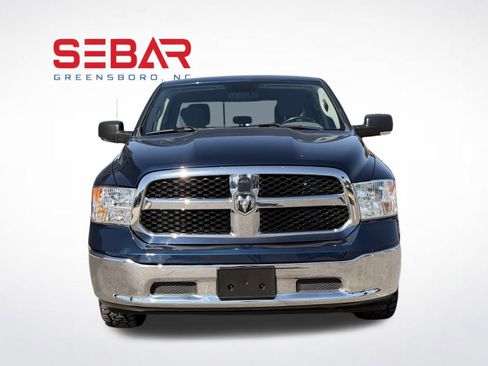 Used 2020 RAM 1500 Classic SLT w/ Luxury Group image 2