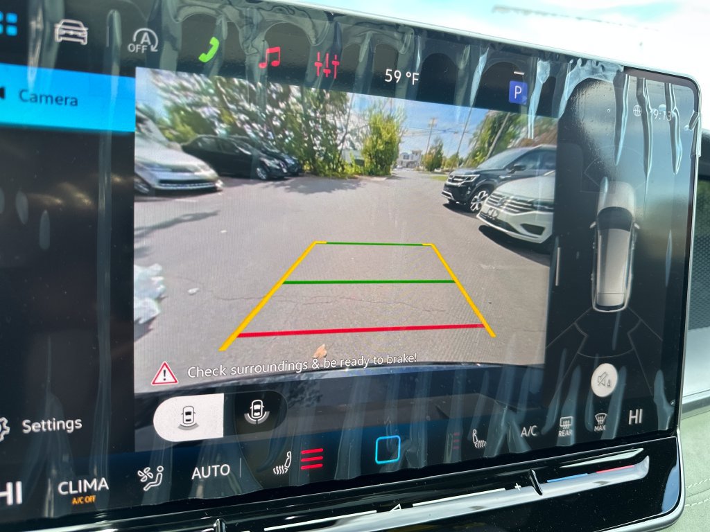 New 2026 Volkswagen Tiguan SE R-Line AWD/4WD image 15
