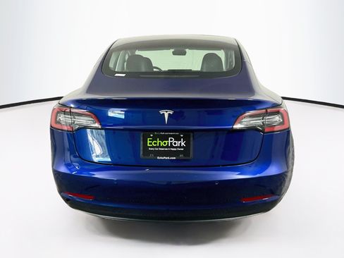 Used 2018 Tesla Model 3 Mid Range RWD image 7