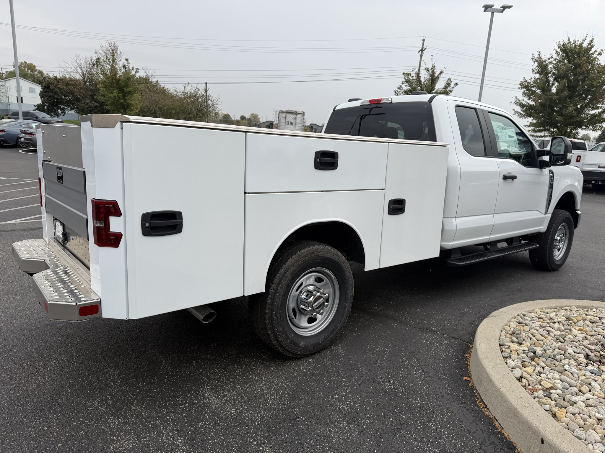 New 2026 Ford F350 XL w/ XL Chrome Package AWD/4WD image 6