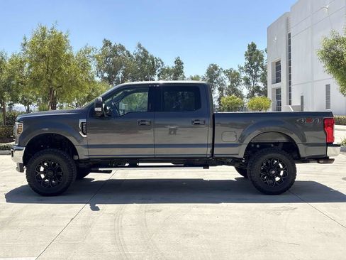 Used 2019 Ford F250 Lariat w/ Lariat Value Package AWD/4WD image 6