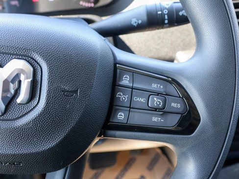 New 2026 RAM ProMaster 2500 w/ Convenience Group FWD image 23