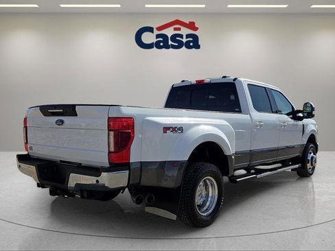 Used 2020 Ford F350 Lariat w/ Lariat Ultimate Package AWD/4WD image 3