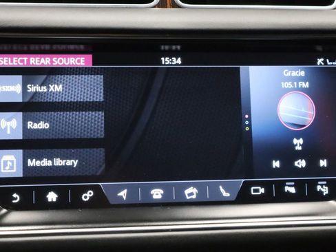 Used 2017 Land Rover Range Rover Autobiography image 41