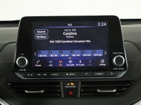 Used 2022 Nissan Altima 2.5 SV FWD image 28