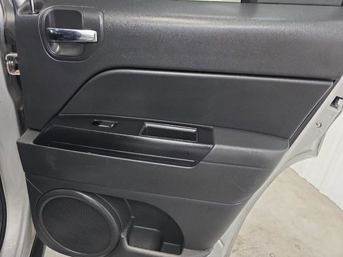 Used 2013 Jeep Patriot Latitude image 39